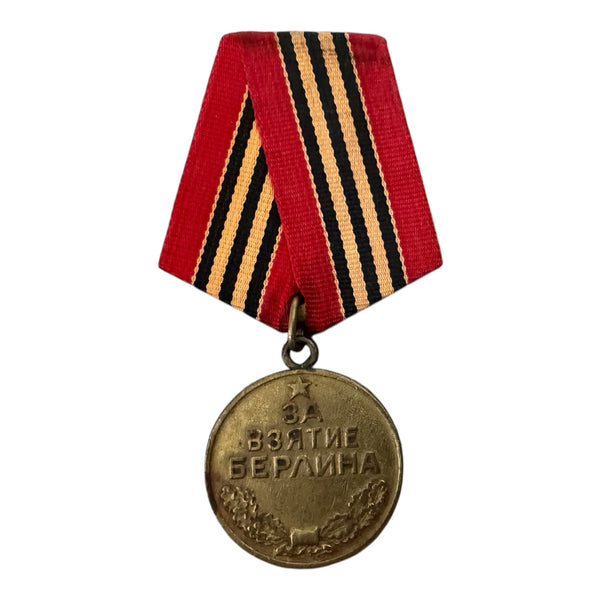 Véritable médaille soviétique russe URSS pour la capture de Berlin le 2 mai 1945