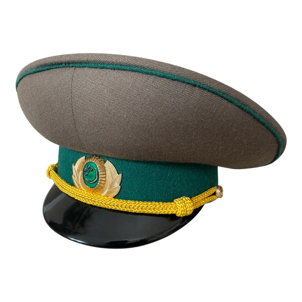 Postsowjetisches ukrainisches Militäroffiziersuniform-Metallabzeichen mit Schirmmütze