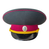 Postsowjetisches ukrainisches Militäroffiziersuniform-Metallabzeichen mit Schirmmütze