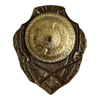 Sowjetisches Abzeichen „Ausgezeichneter Scharfschütze“, russische Militärauszeichnung „Hammer und Sichel“.